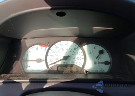 2004 Toyota Corolla Le z USA, uszkodzony, nr VIN 1NXBR32E54Z197511